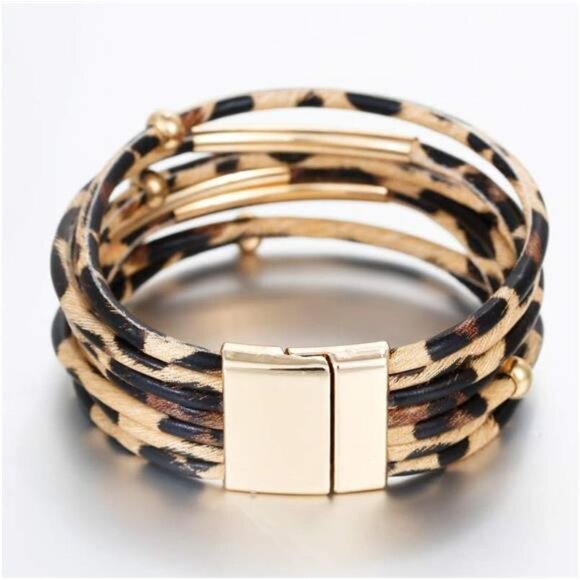 Boho Leather Wrap Bracelet for Women – Multi-Layer Leopard Print - Picture 3 of 7